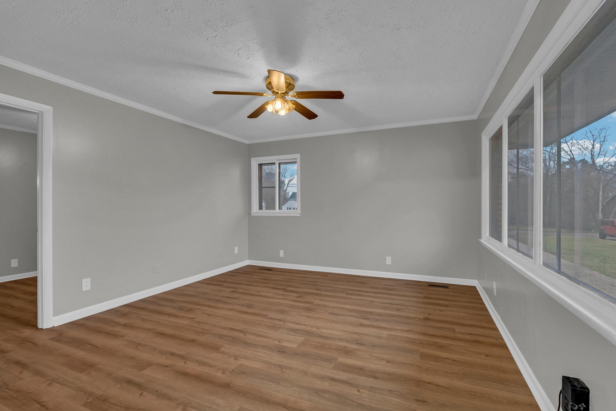 540 4th Ave, S Baxter TN 38544