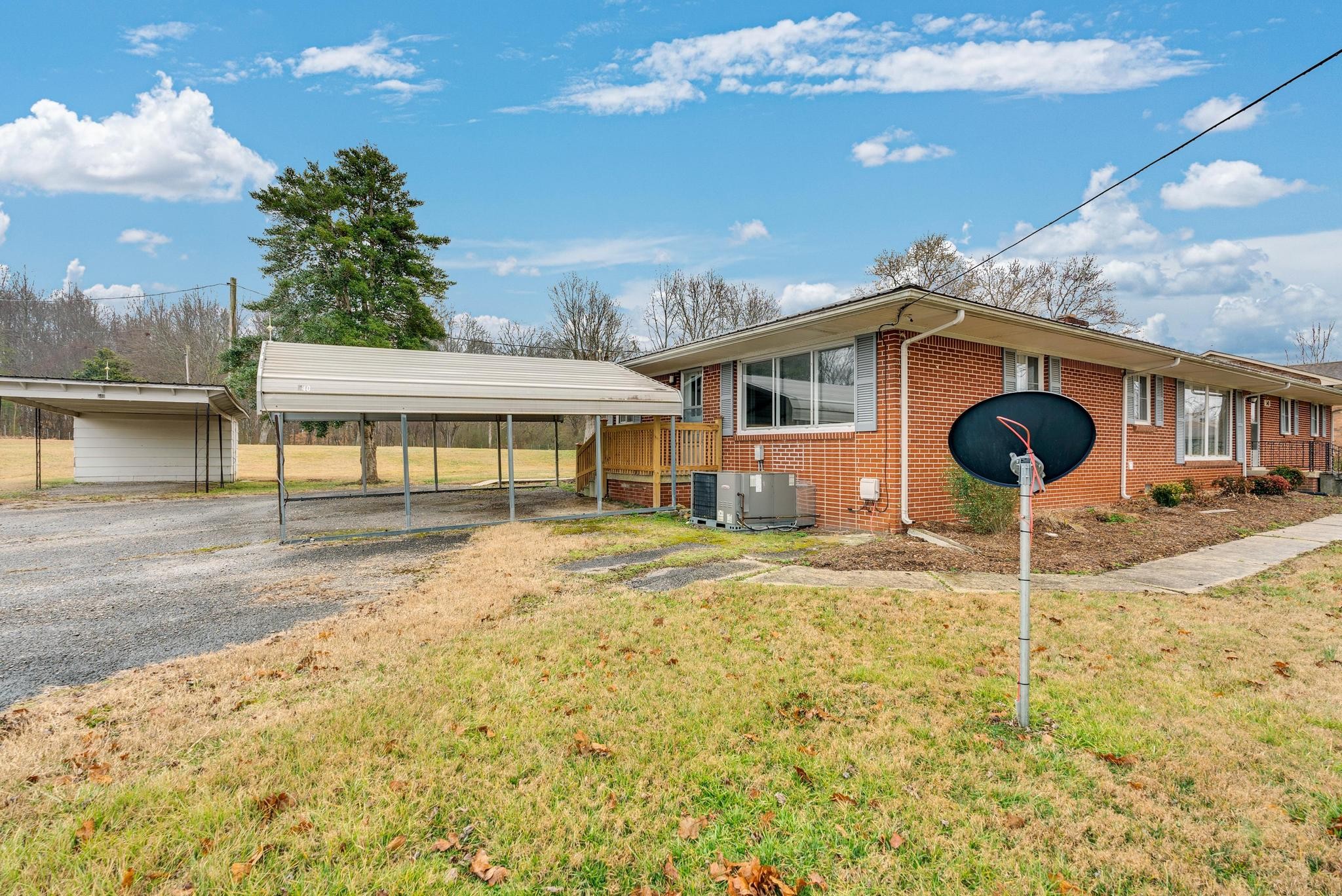 540 4th Ave, S Baxter TN 38544
