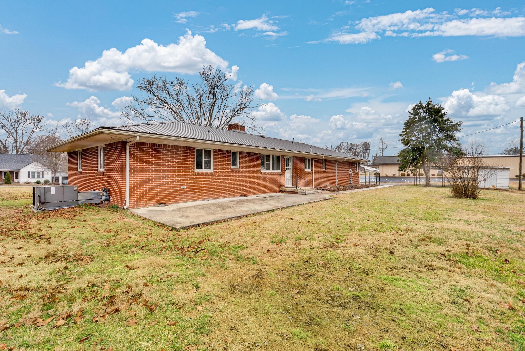 540 4th Ave, S Baxter TN 38544