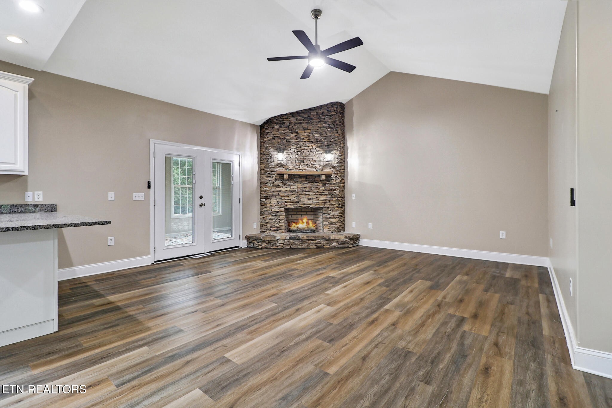 809 Buffalo Trail Clarkrange TN 38553