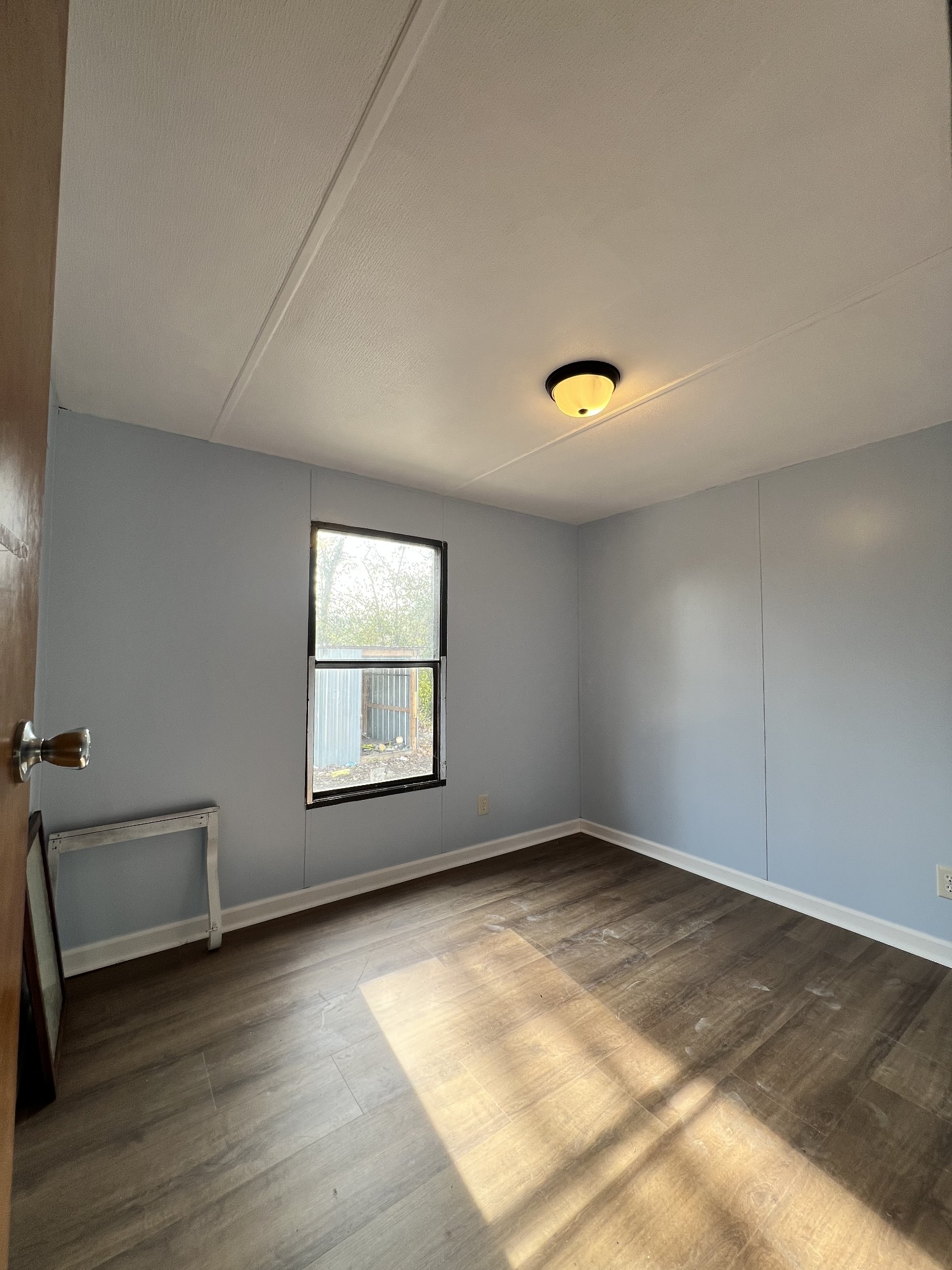 104 Hinkle Hill St, E Bell Buckle TN 37020