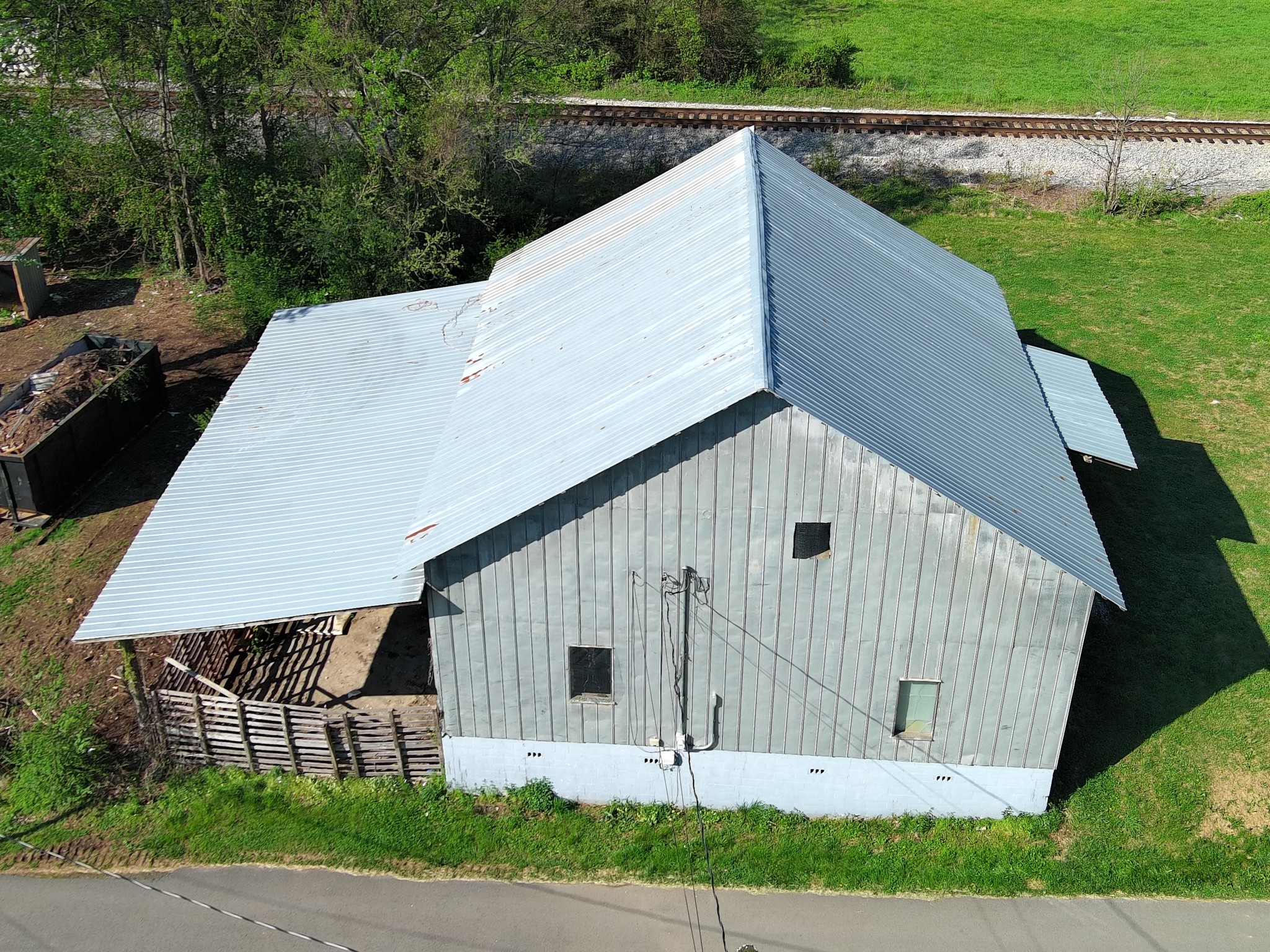 104 Hinkle Hill St, E Bell Buckle TN 37020