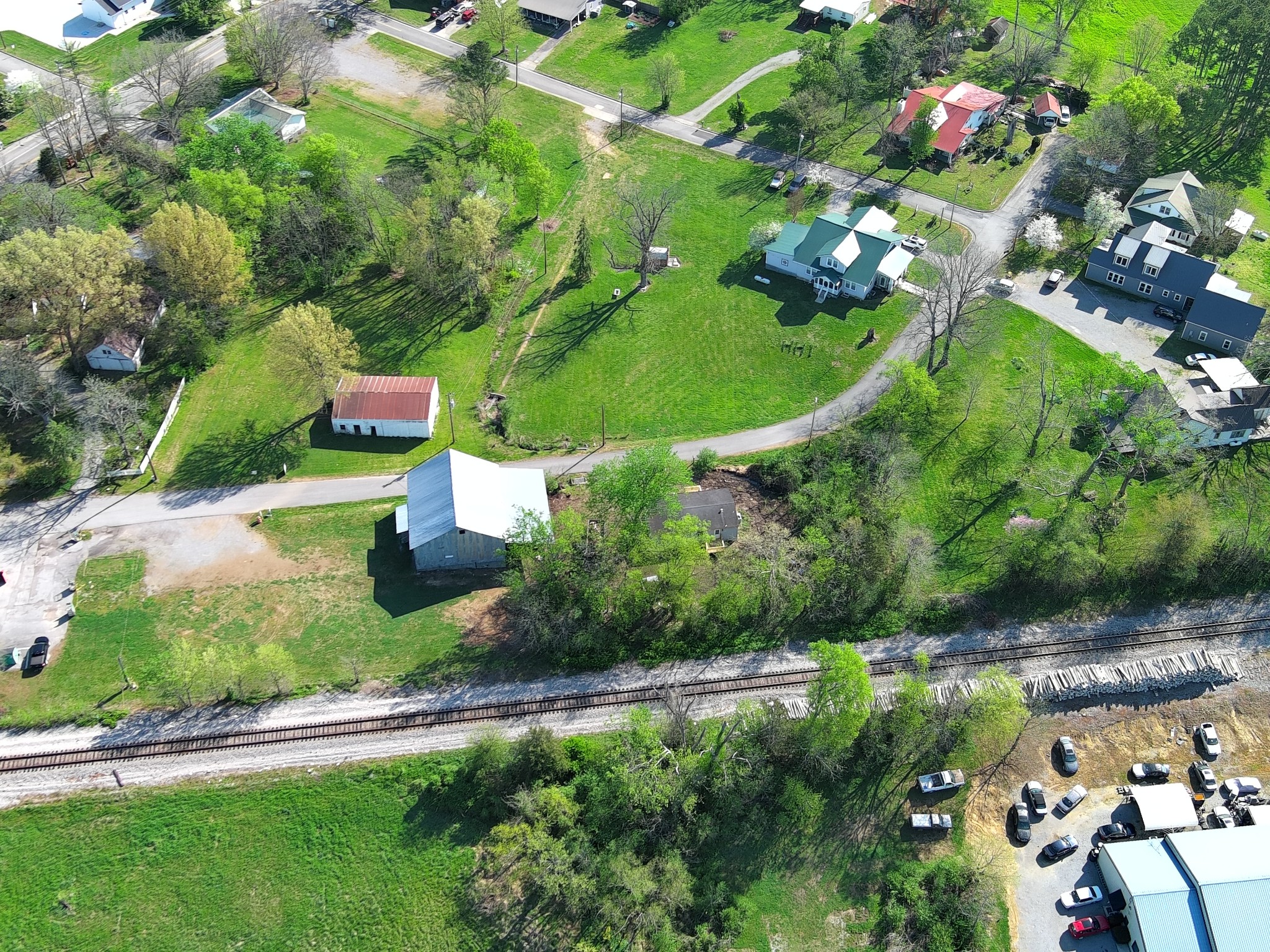 104 Hinkle Hill St, E Bell Buckle TN 37020