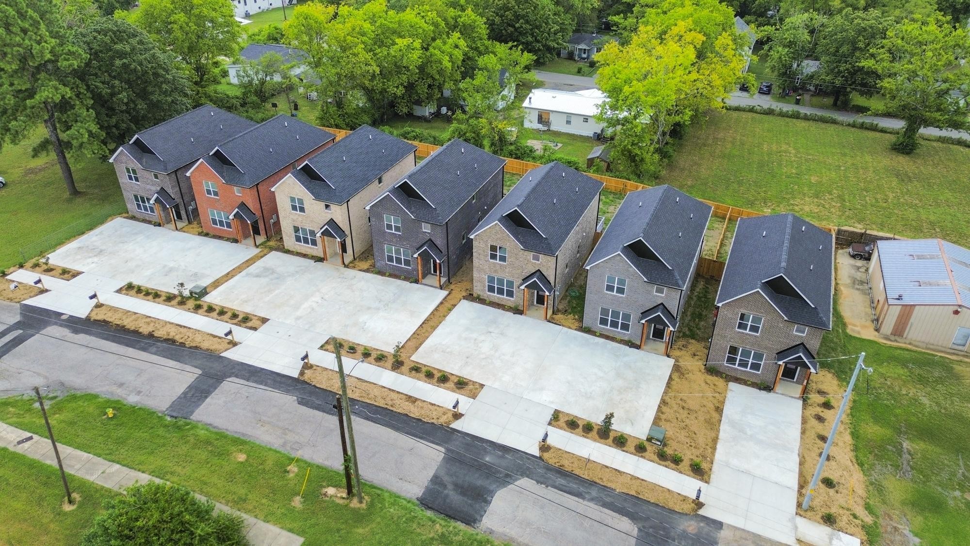 656 Chambers Street Gallatin TN 37066