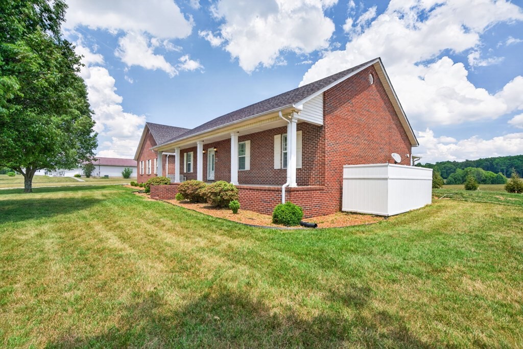826 Boatman Road Cookeville TN 38506