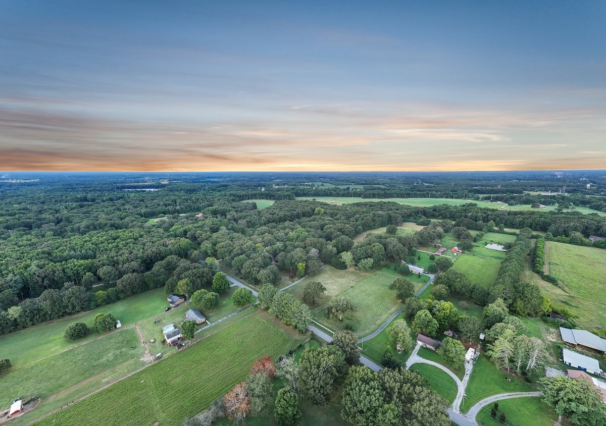 364B Cook Road Tullahoma TN 37388