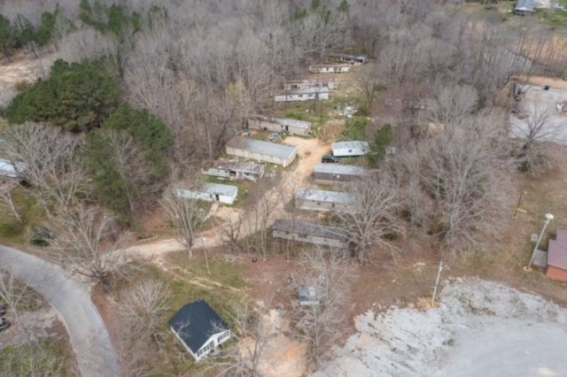 1306 W Haleys Creek Road Centerville TN 37033