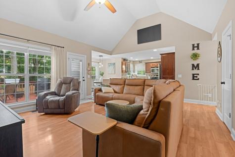 112 E Winterberry Trail White House TN 37188