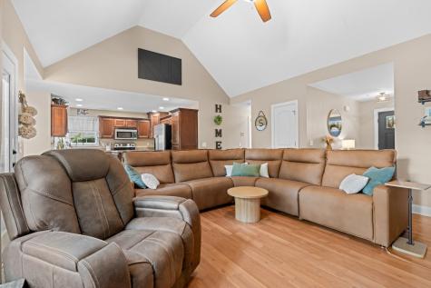 112 E Winterberry Trail White House TN 37188