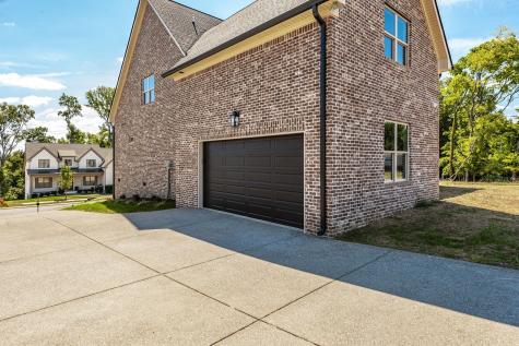 339 Raintree Drive Hendersonville TN 37075
