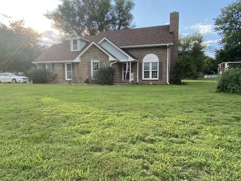 603 Gardendale Lane Clarksville TN 37040