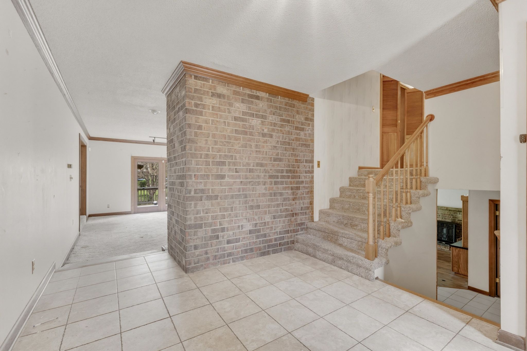 31 Colonial Cove Jackson TN 38305