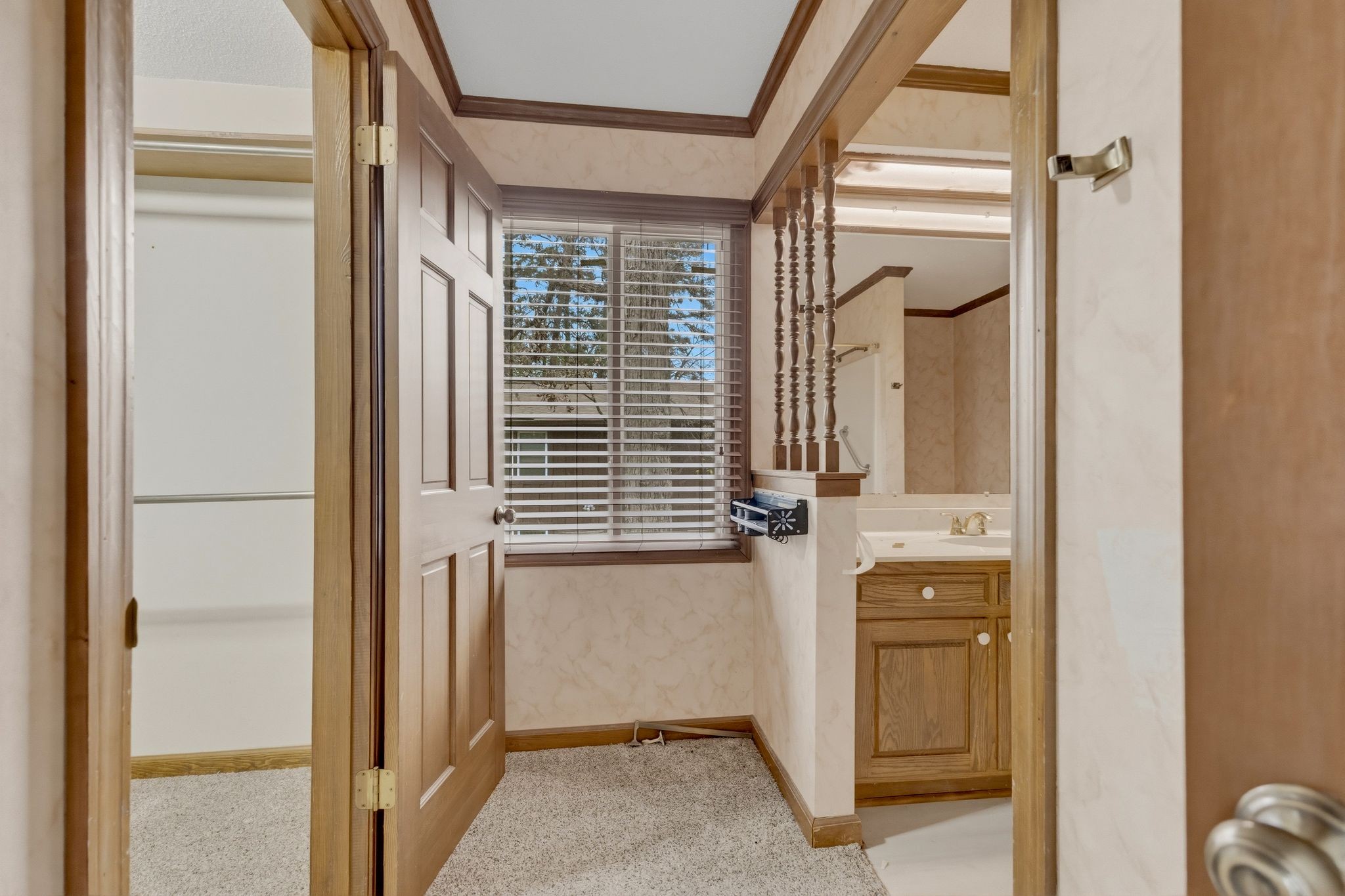 31 Colonial Cove Jackson TN 38305