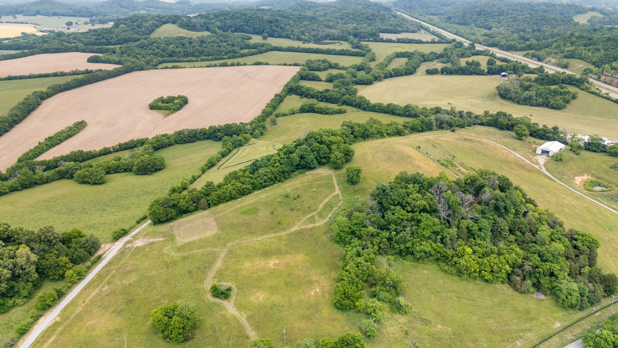 1924 Thompson Station Road, W Thompsons Station TN 37179