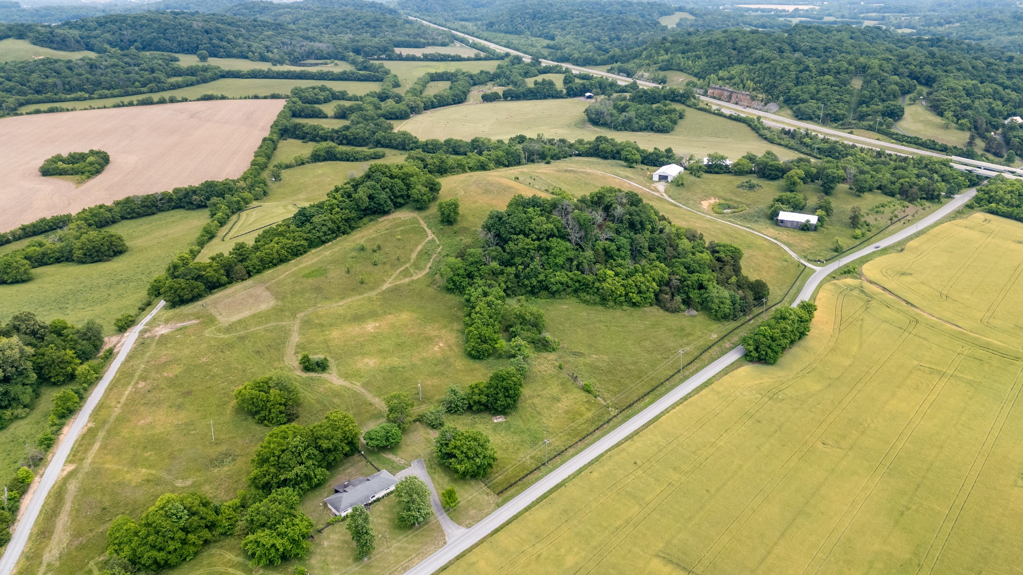 1924 Thompson Station Road, W Thompsons Station TN 37179