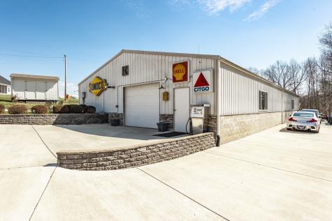 1626 New Highway 52 E Westmoreland TN 37186