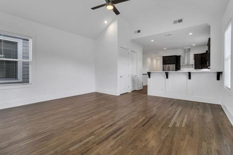 906 32nd Ave, N Nashville TN 37209