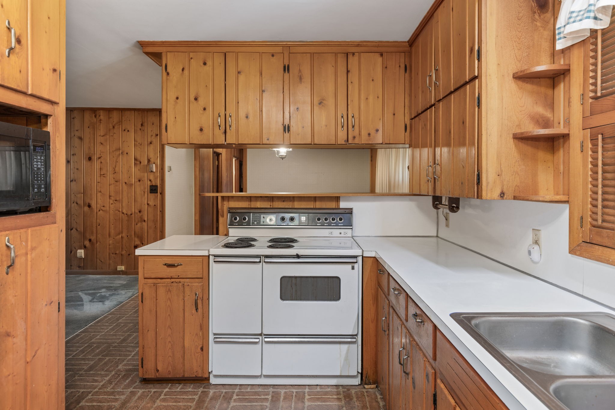 2763 Highway 43, N Lawrenceburg TN 38464