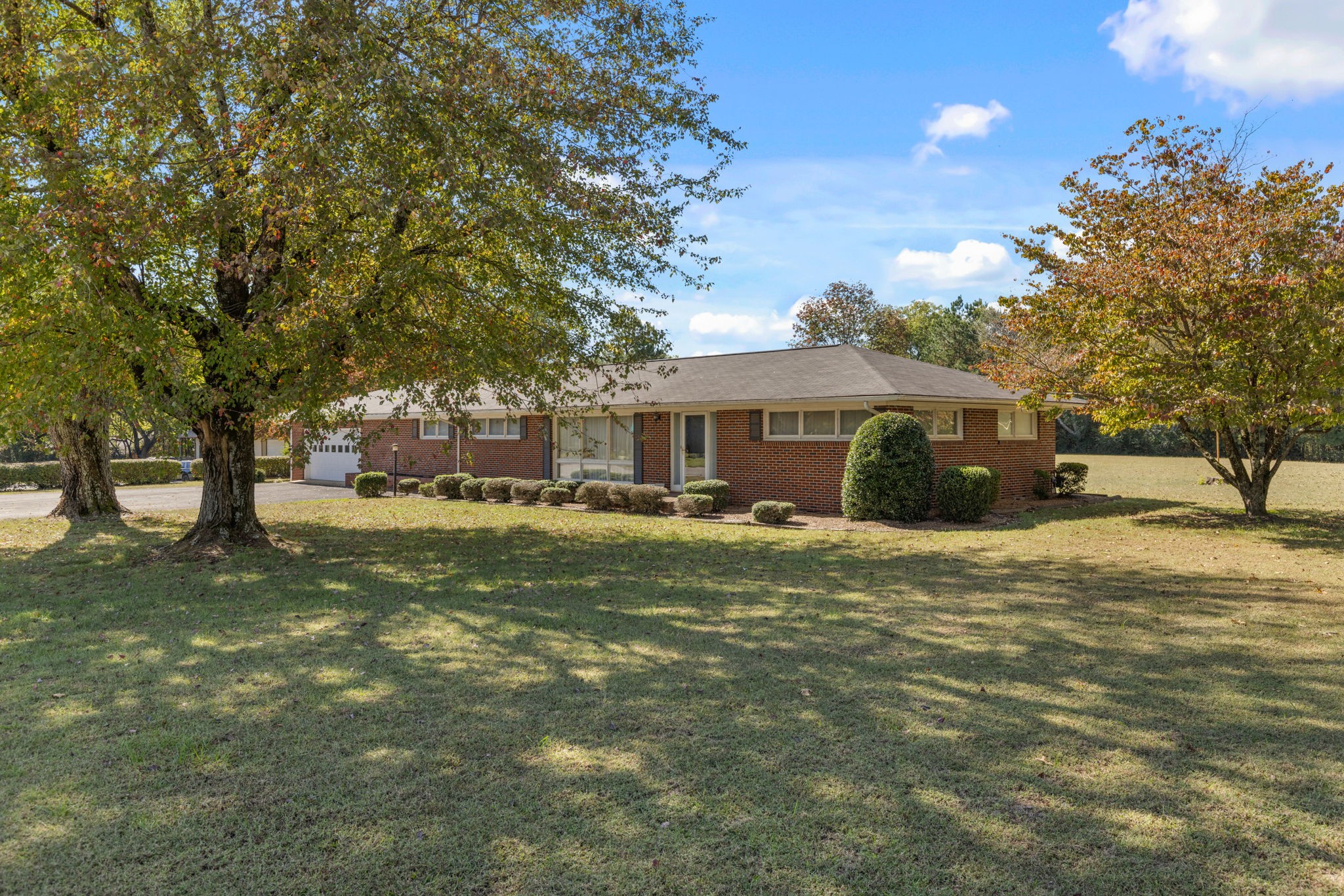 2763 Highway 43, N Lawrenceburg TN 38464