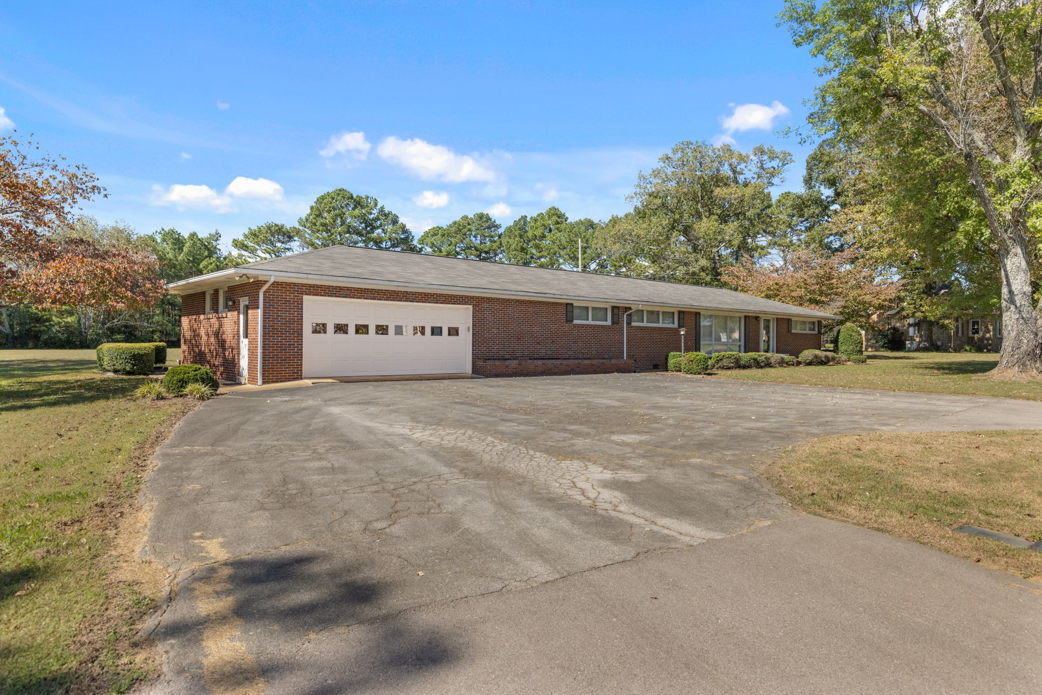 2763 Highway 43, N Lawrenceburg TN 38464
