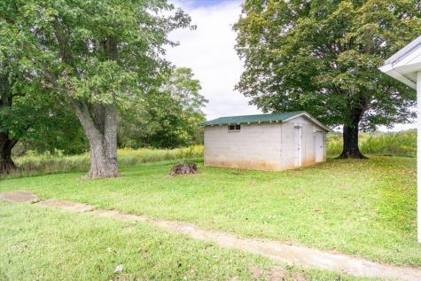 1062 Pleasant Hill Road Sparta TN 38583