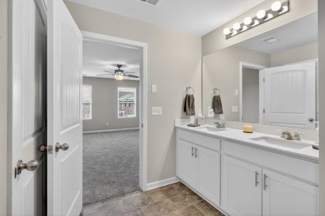 2153 Knox Lane White House TN 37188