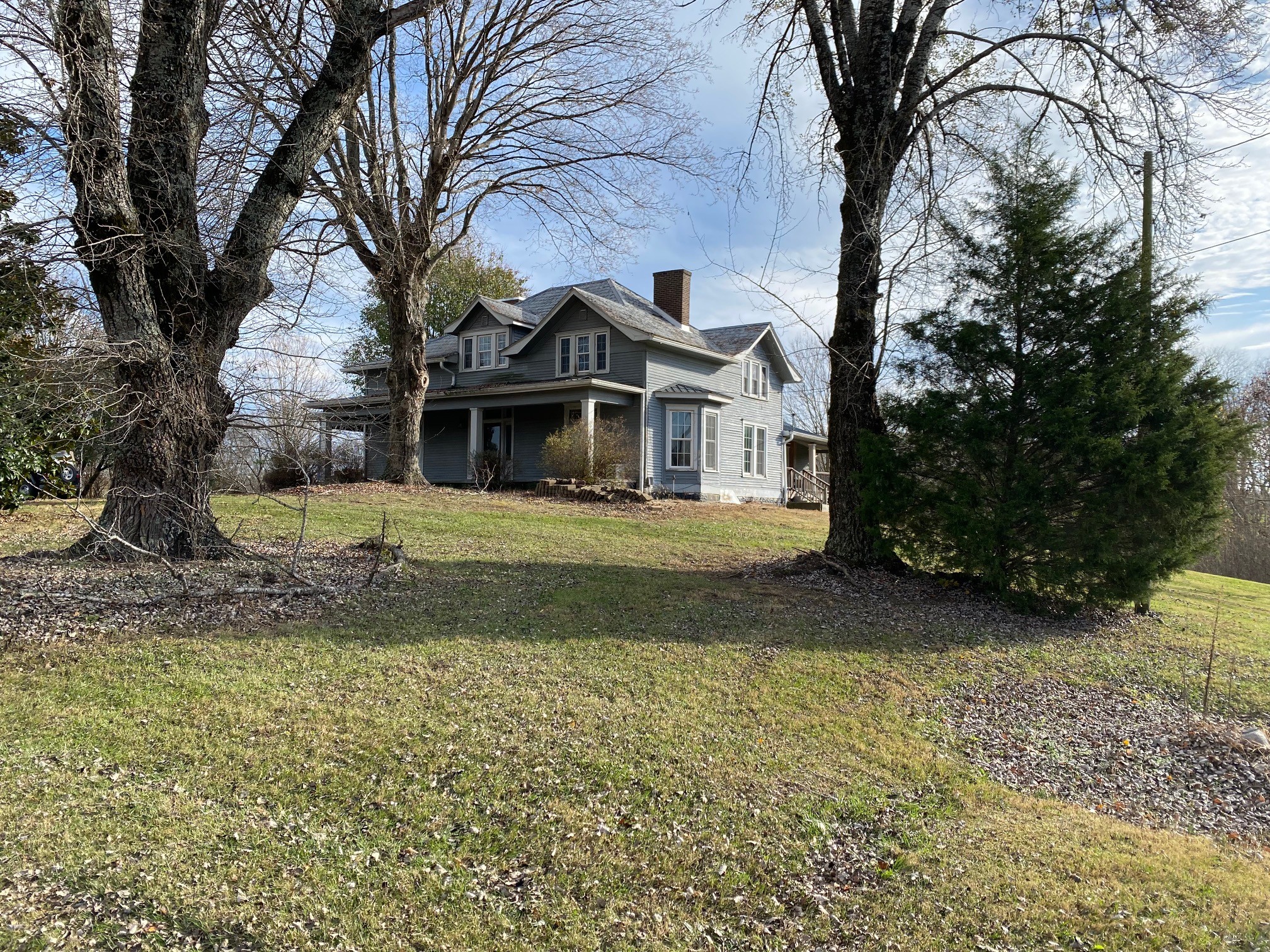 7453 Highway 76, E Springfield TN 37172