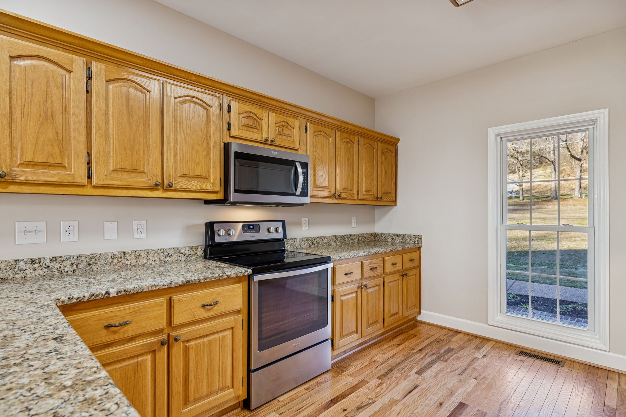 1366 Iron Bridge Road Columbia TN 38401