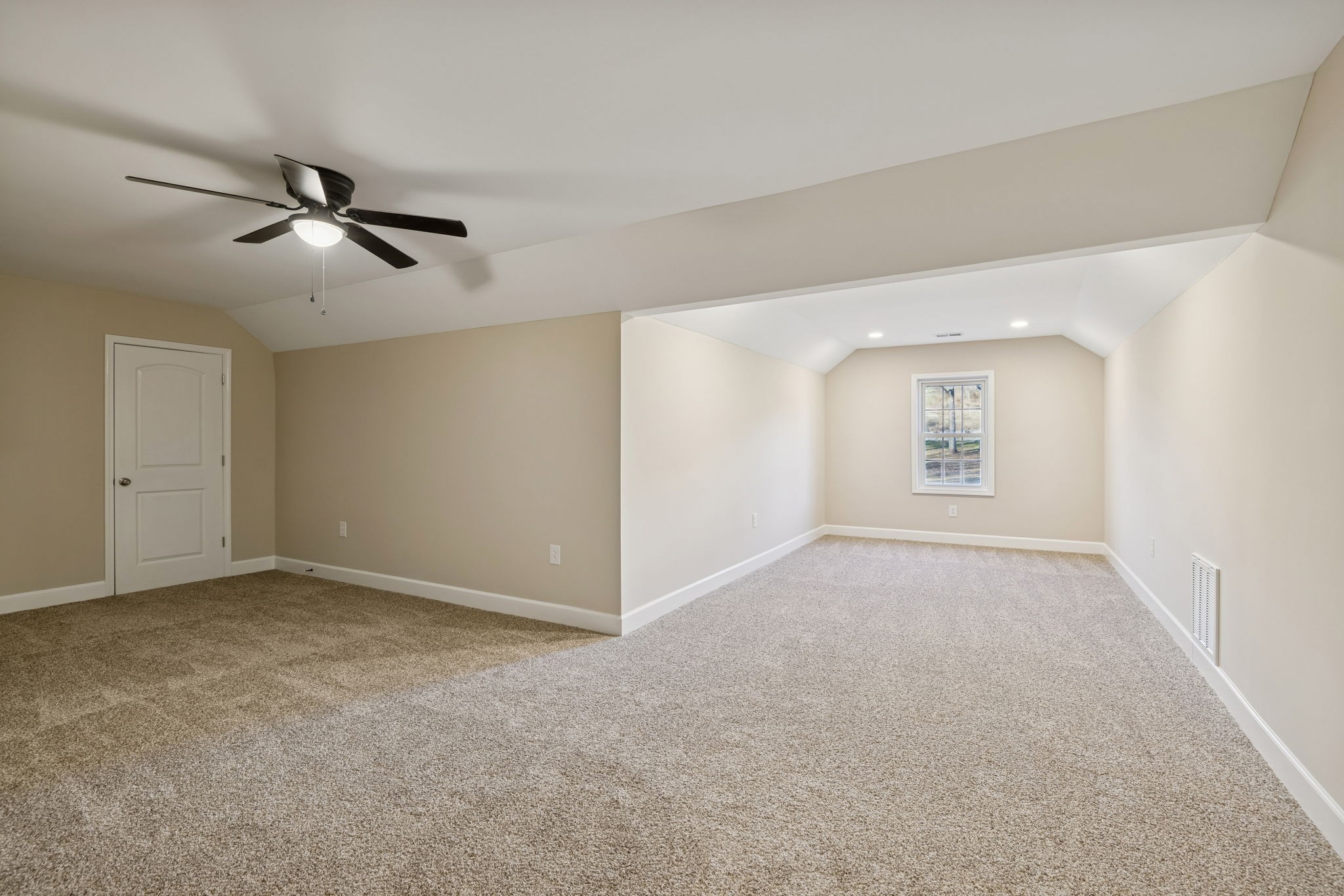 1366 Iron Bridge Road Columbia TN 38401
