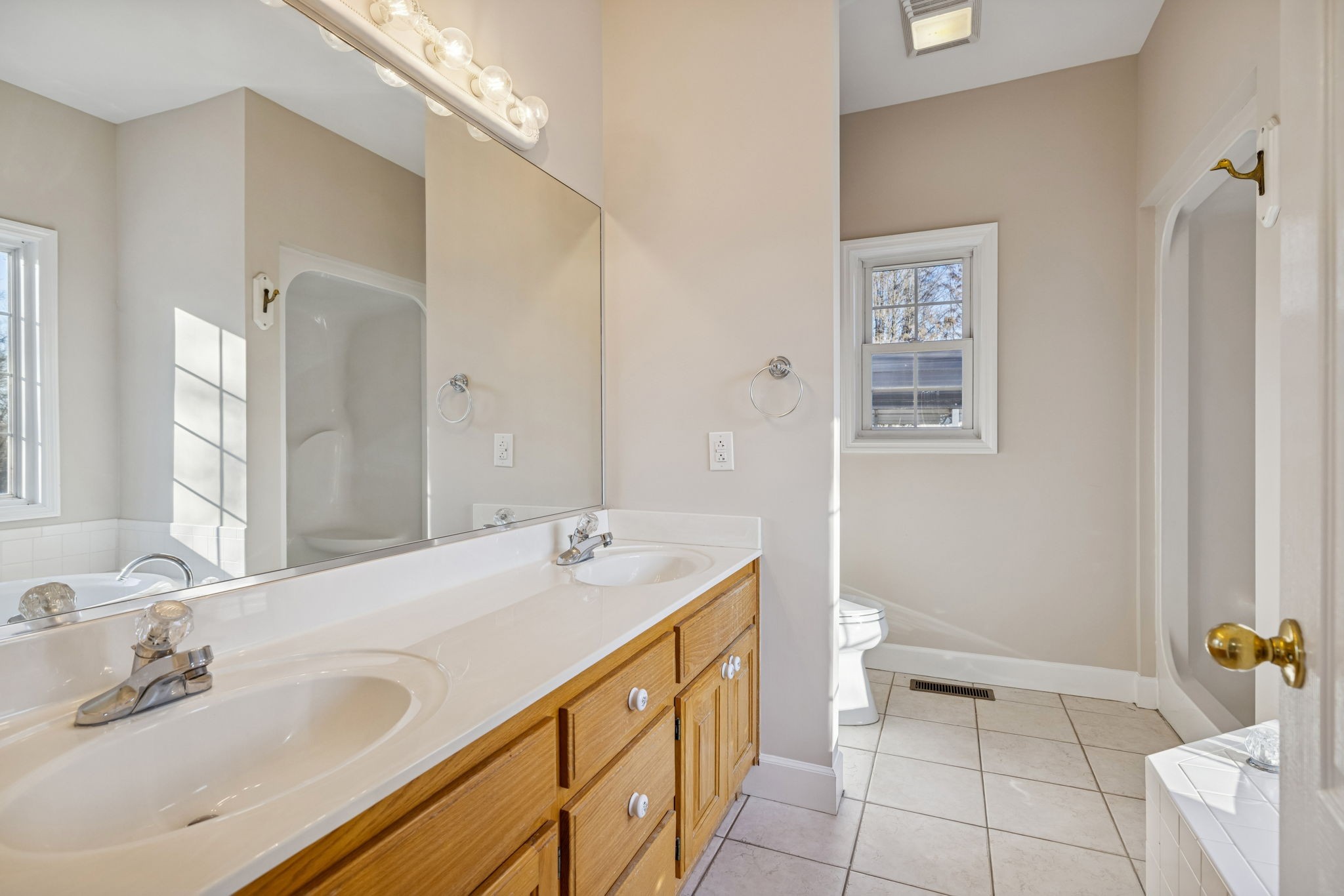 1366 Iron Bridge Road Columbia TN 38401