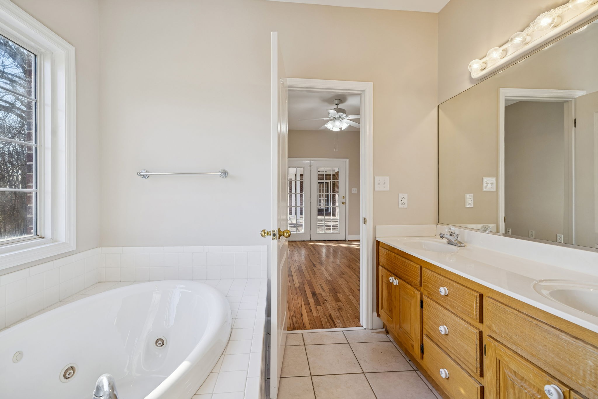 1366 Iron Bridge Road Columbia TN 38401
