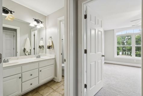 3002 Stow Crossing Murfreesboro TN 37128