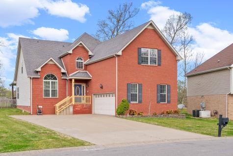 618 Winding Bluff Way Clarksville TN 37040