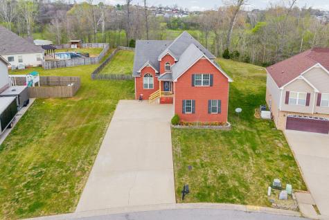 618 Winding Bluff Way Clarksville TN 37040