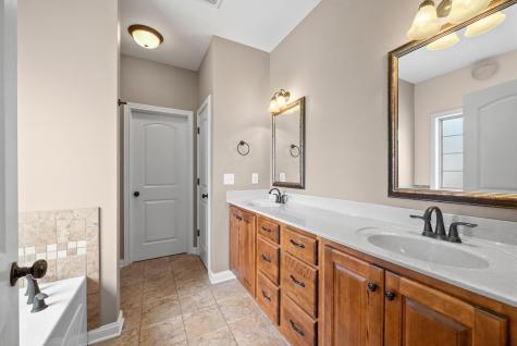 618 Winding Bluff Way Clarksville TN 37040