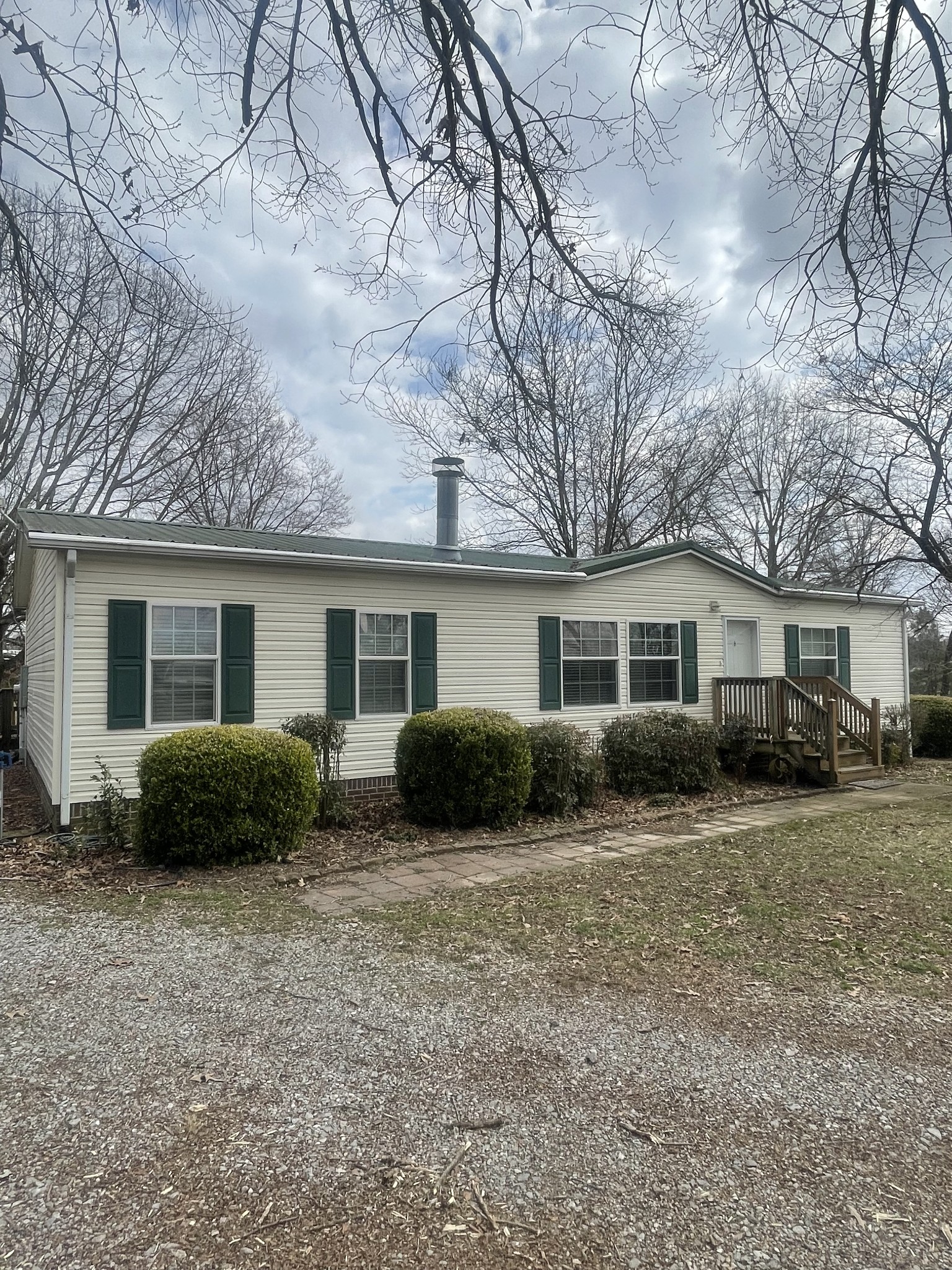 75 Snell Road Ethridge TN 38456