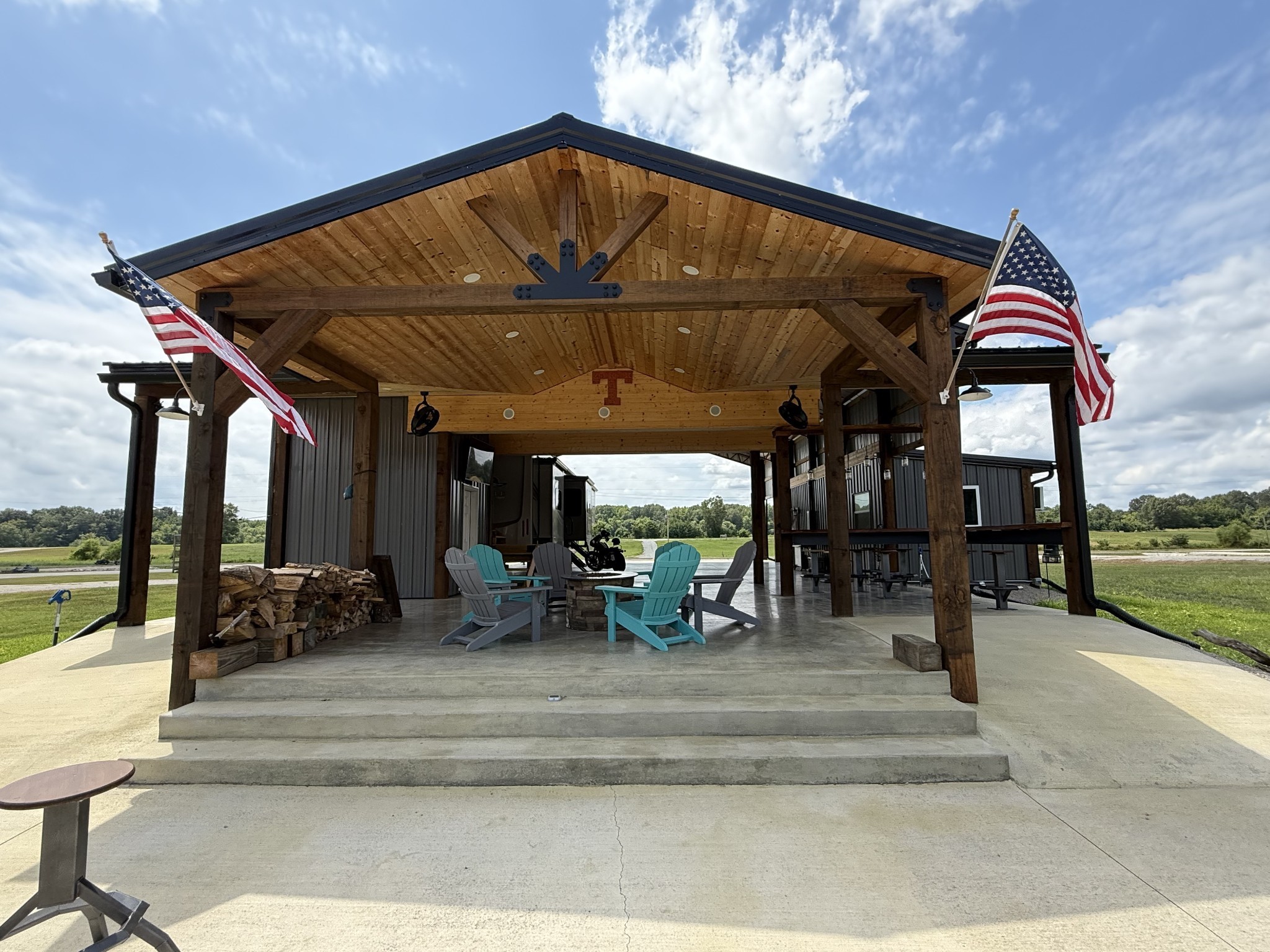 188 S River Front Drive Clifton TN 38425