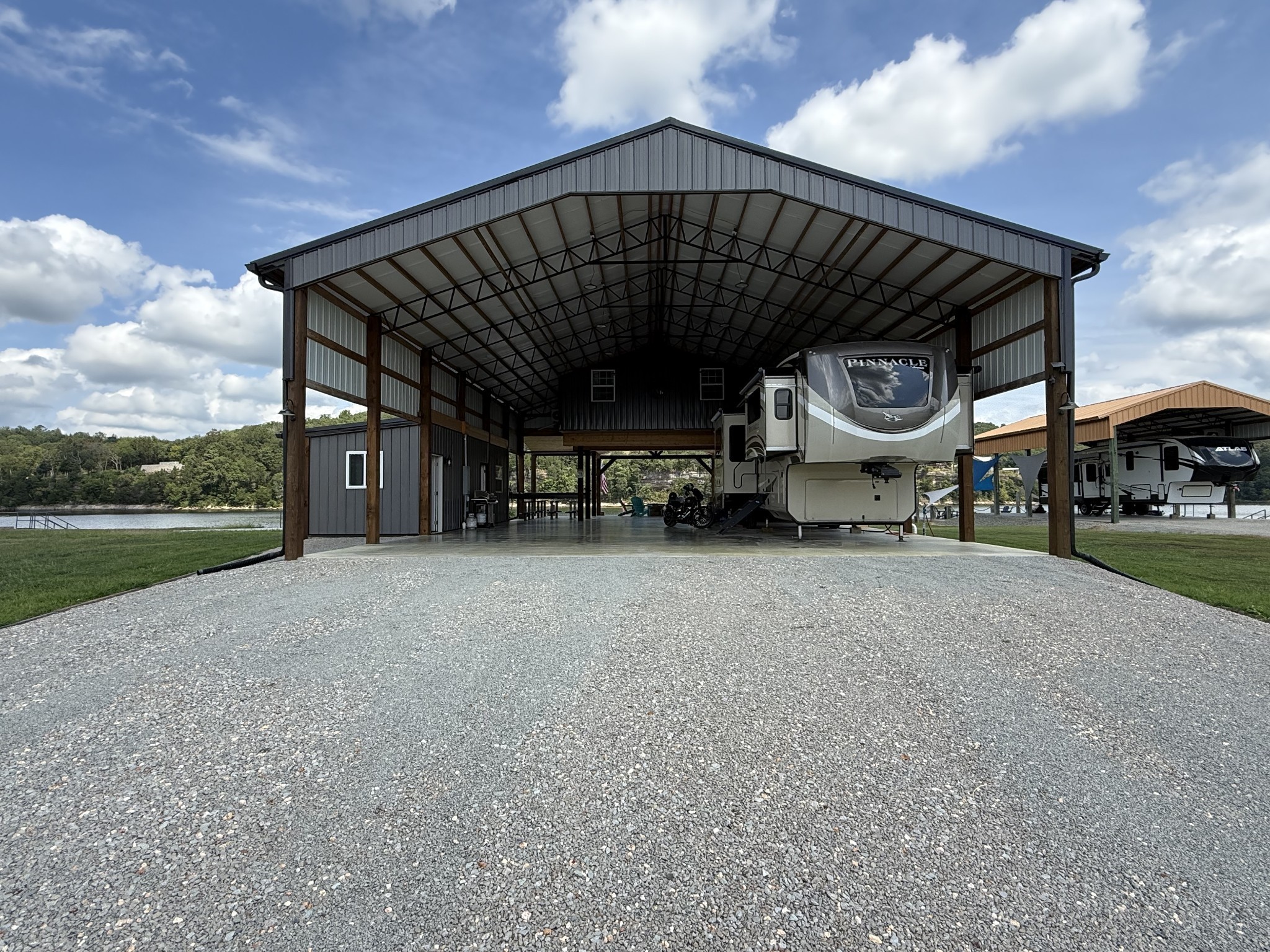 188 S River Front Drive Clifton TN 38425
