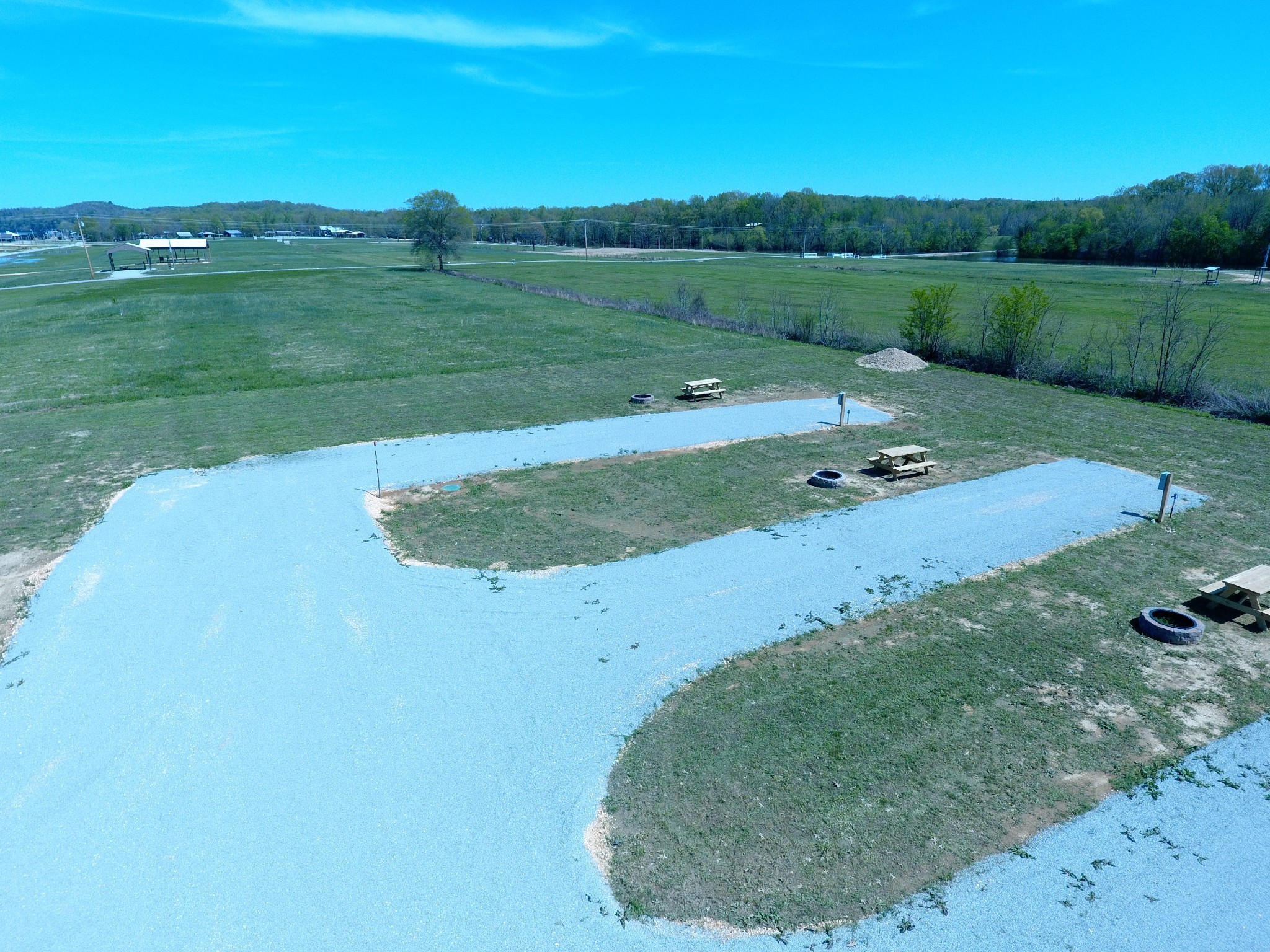 188 S River Front Drive Clifton TN 38425