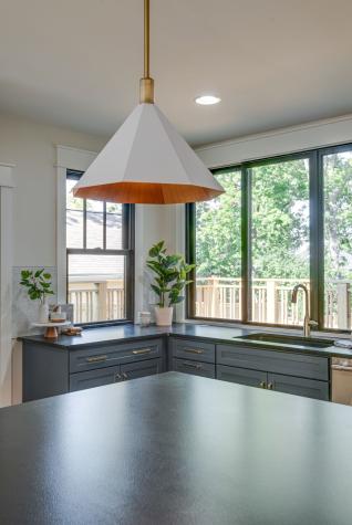 2006 26th Ave, S Nashville TN 37212