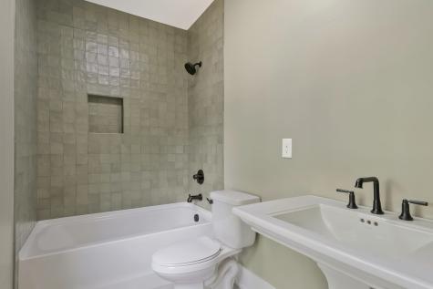 2006 26th Ave, S Nashville TN 37212