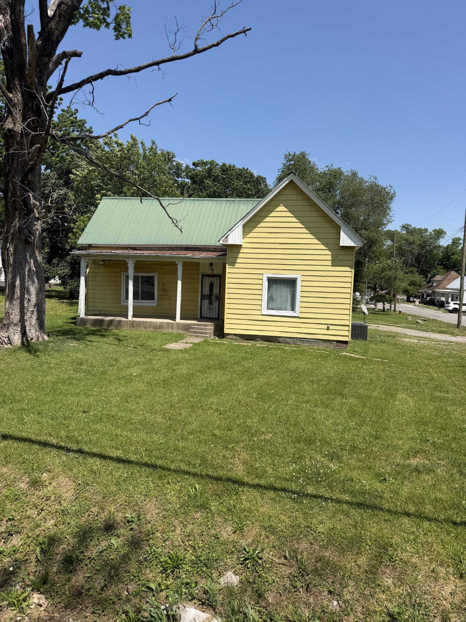 1508 S Main Street Springfield TN 37172