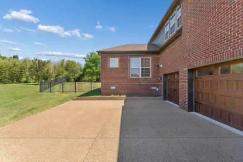 110 Tipperton Court Gallatin TN 37066