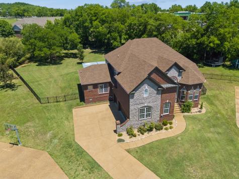 110 Tipperton Court Gallatin TN 37066