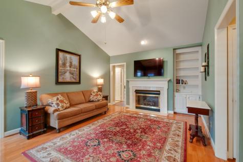 9007 Sawyer Brown Road Nashville TN 37221