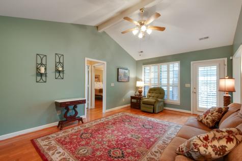 9007 Sawyer Brown Road Nashville TN 37221