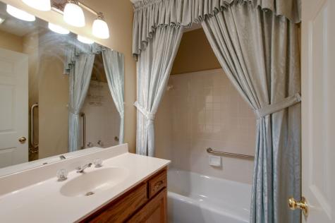 9007 Sawyer Brown Road Nashville TN 37221