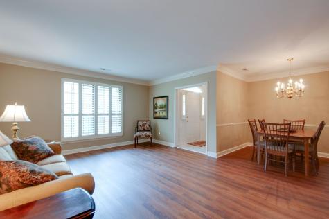 9007 Sawyer Brown Road Nashville TN 37221