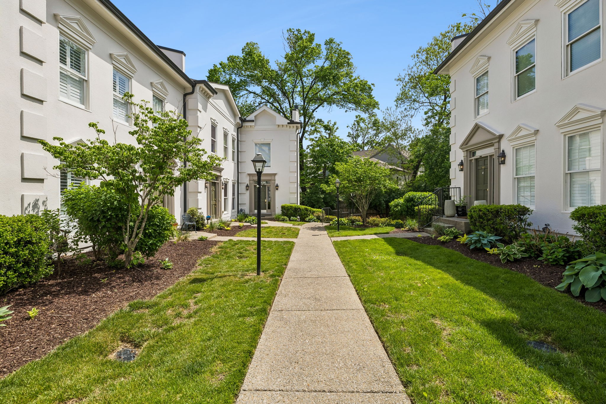 3037 Woodlawn Drive Nashville TN 37215