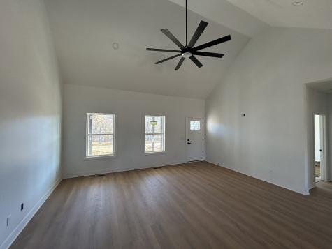 159 Creekside Lane Lafayette TN 37083